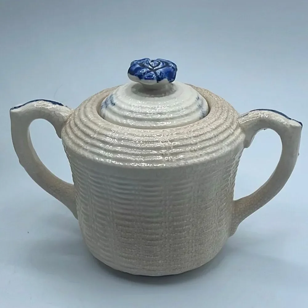 Vintage Japan bam-boo textured ceramic sugar bowl basket weave.